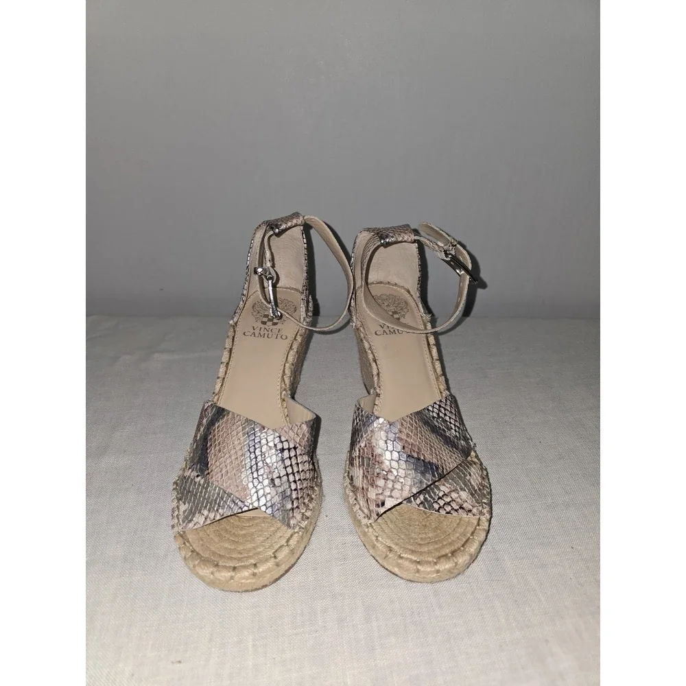 Vince Camuto Ankle Strap Snake Print Sandals Espadrilles Wedge Shoes Size 7